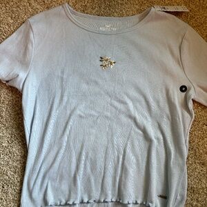Hollister Must-Have Baby Tee